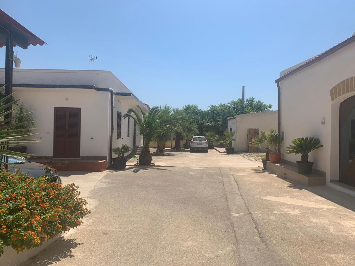 Casa Vacanze Mandriavecchia Петросино Экстерьер фото