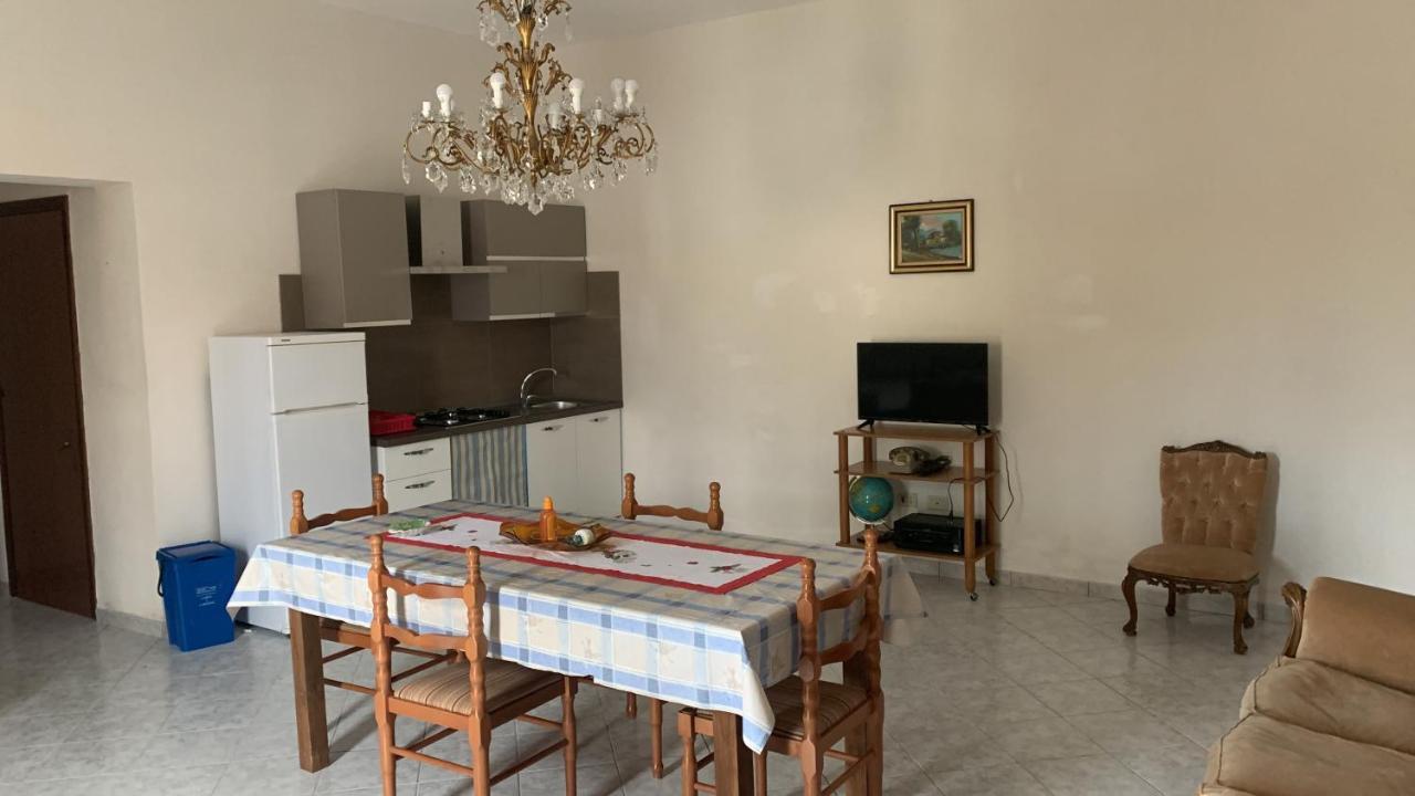 Casa Vacanze Mandriavecchia Петросино Экстерьер фото